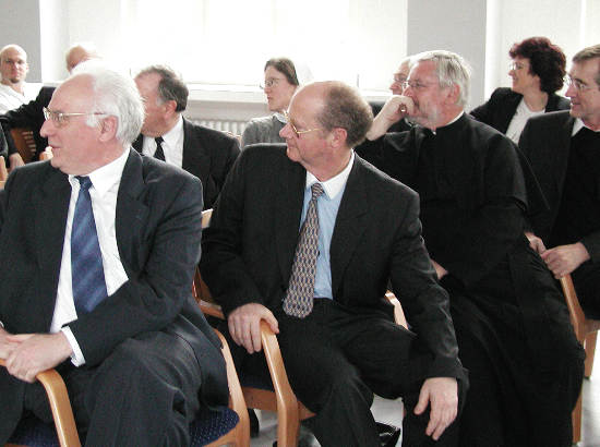 Emeritierung von Prof. Ernst Leuninger erwartung.jpg