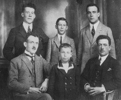 Franz Leuninger mit seinen Brüdern