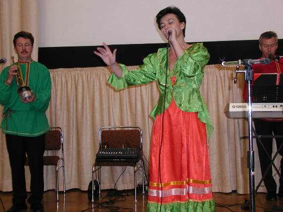 PRO ASYL bei Interkultureller Woche in Dresden  dresden_rathaus13.jpg